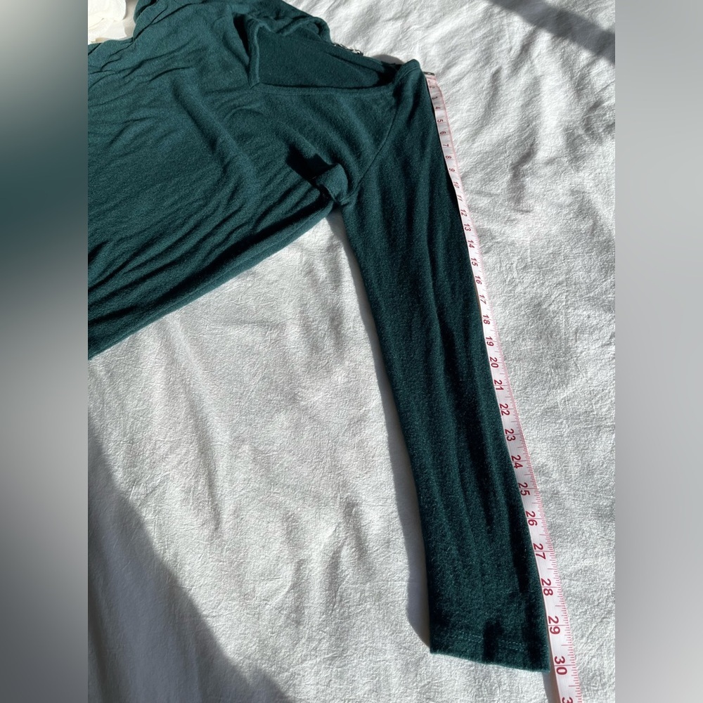Brandy Melville Wool Blend V-Neck Long Sleeve Forest Green Y2K Academia Trendy - Picture 10 of 13
